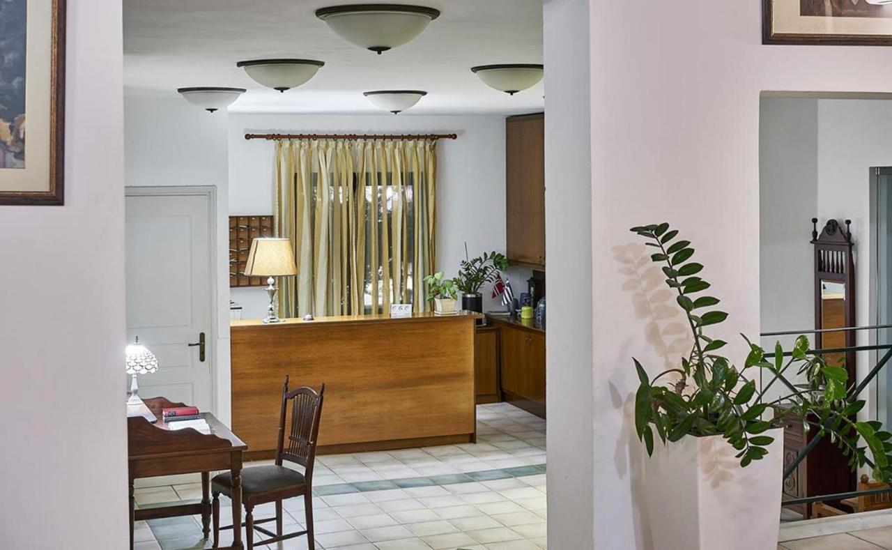 Eva Suites & Apartments Agia Marina Buitenkant foto