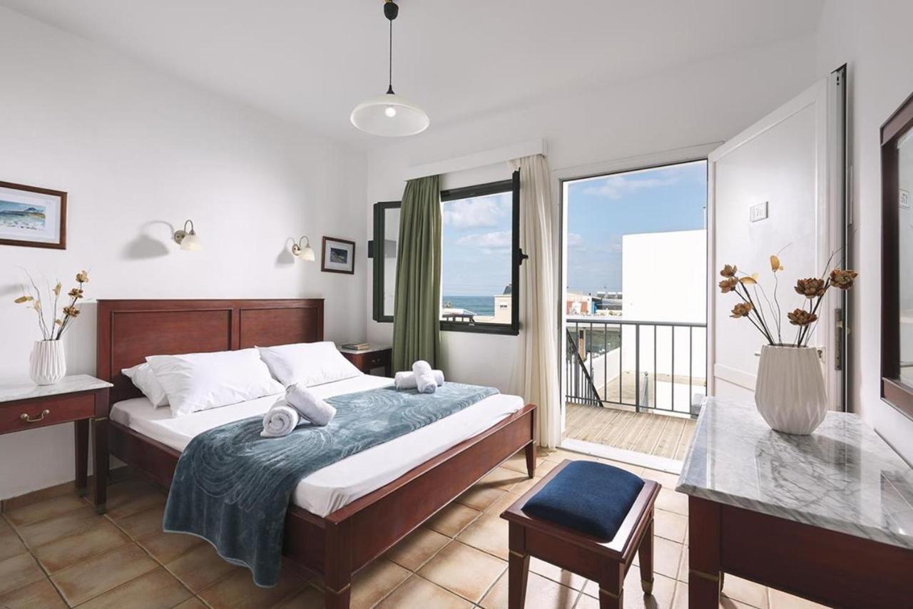 Eva Suites & Apartments Agia Marina Buitenkant foto