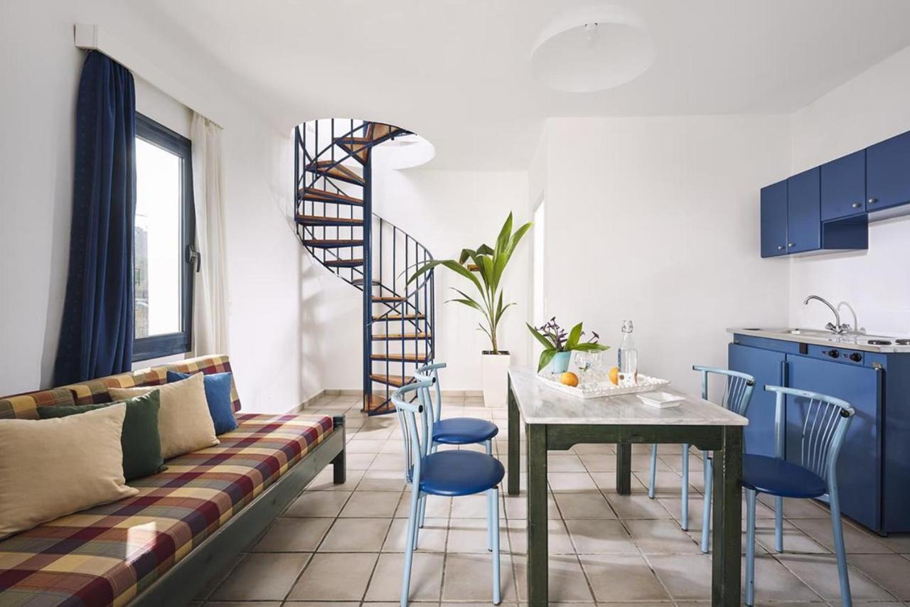 Eva Suites & Apartments Agia Marina Buitenkant foto