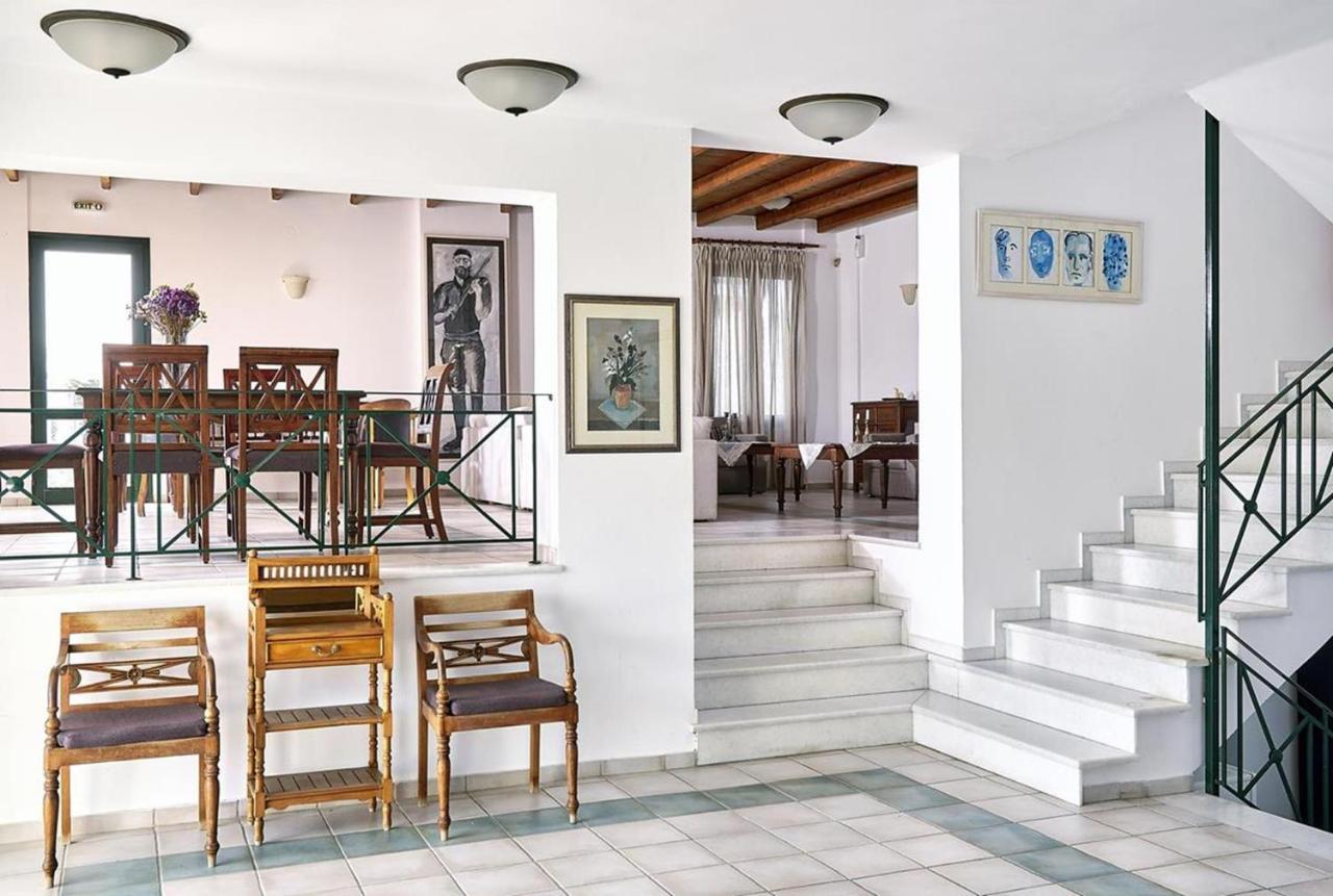Eva Suites & Apartments Agia Marina Buitenkant foto